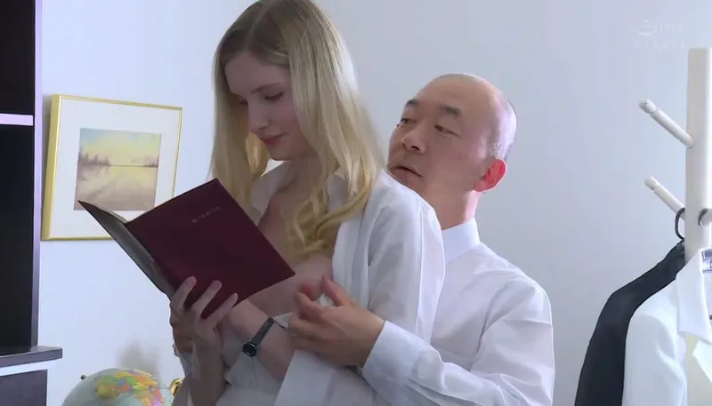 Bà xã chấp nhận làm tình nhân cho đối tác của gã chồng để trả nợ